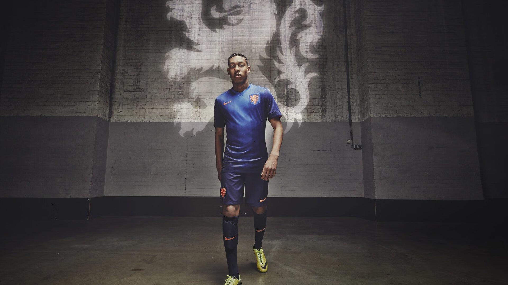 中超联赛激战，成都蓉城主场力克北京国安，积分榜跃居前三